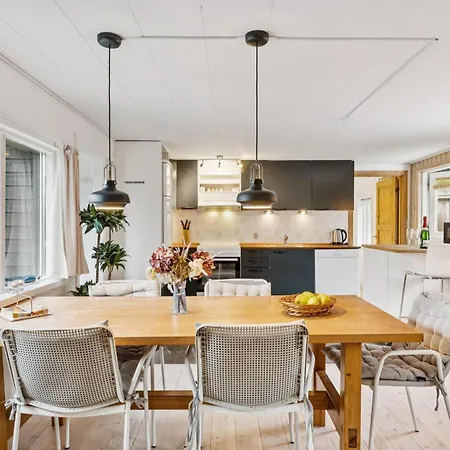 Casa de Férias Awesome In With 2 Bedrooms And Internet