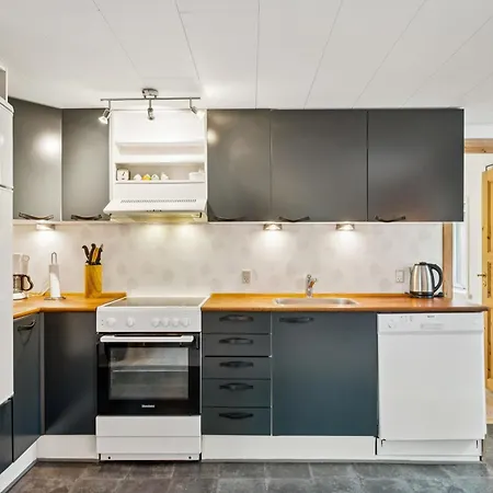 Casa de Férias Awesome In With 2 Bedrooms And Internet *